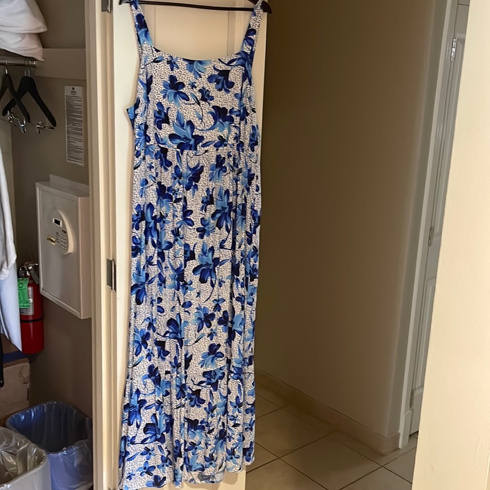 ELOQUII Floral Resort Wear Maxi Dress - size 18 NWT